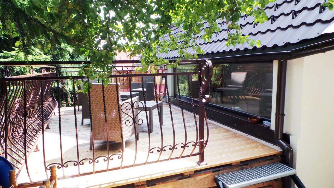 Villa Vista Apartamenty & Sauna ザコパネ エクステリア 写真