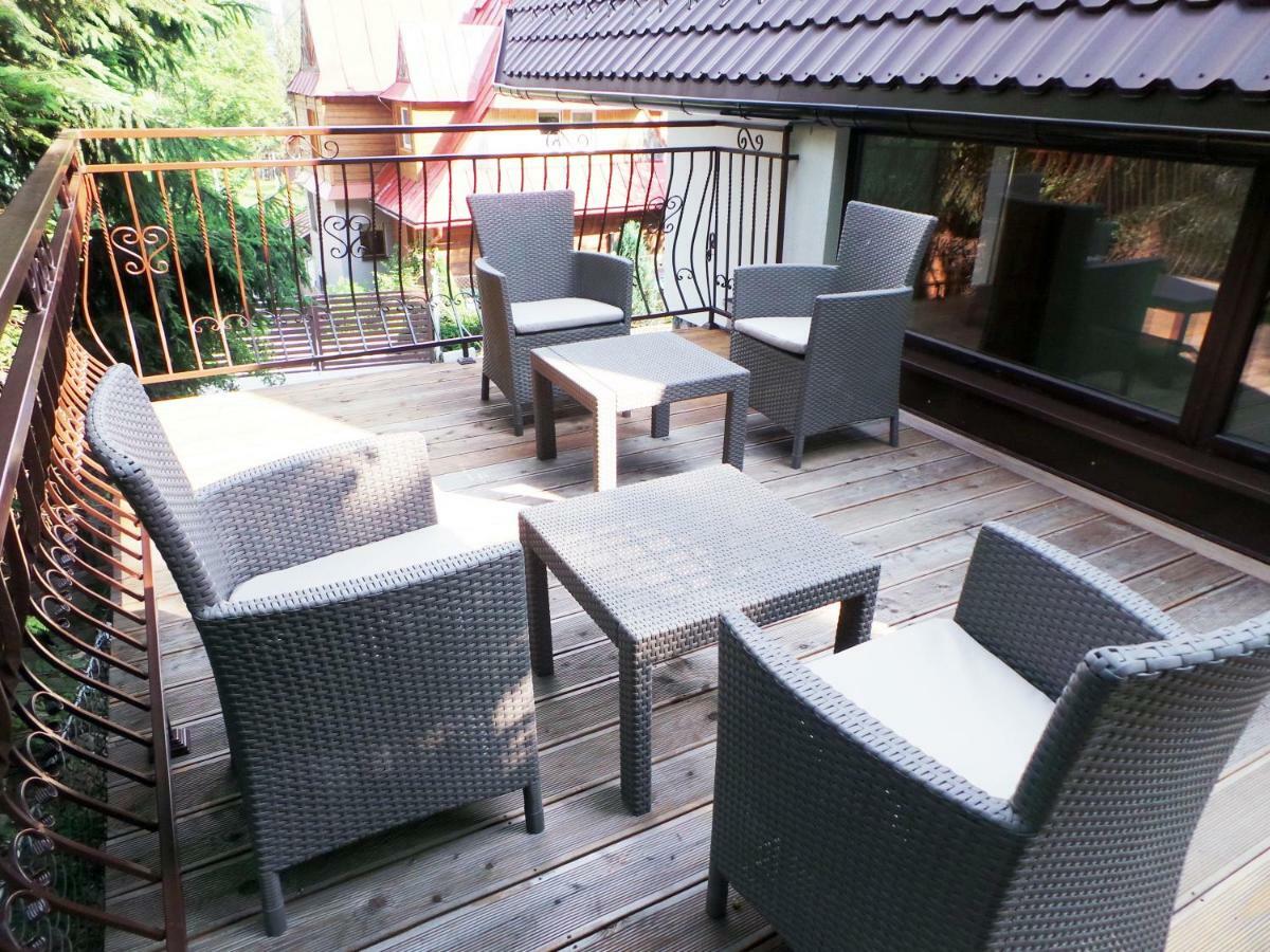 Villa Vista Apartamenty & Sauna ザコパネ エクステリア 写真